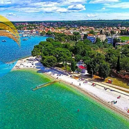 1282 Szálloda