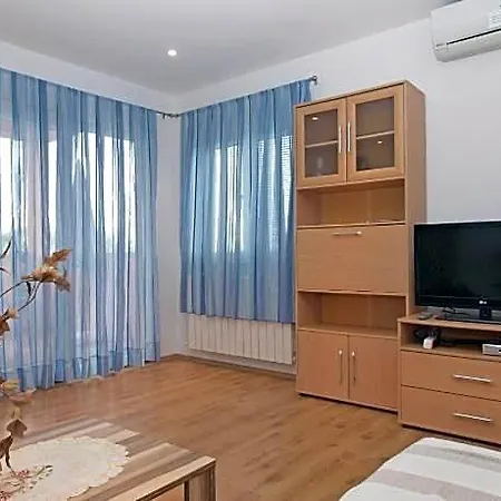 1282 Szálloda 4*