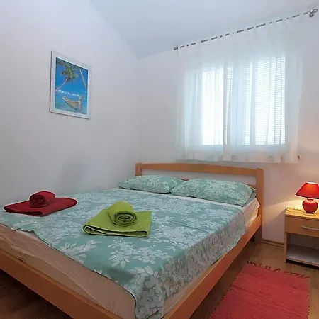 Hotel 1282 4*