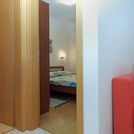 1282 Hotel